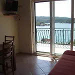 Kate Nečujam